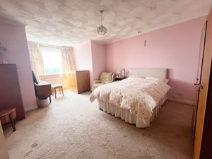 Photo 19- click for photo gallery